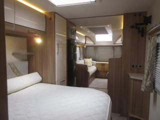 /photos/9493/2e761bbb-2ac8-9a14-c8b0-7f8fb0eb1380_i320x240.jpg