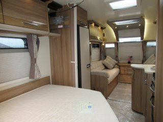 /photos/9493/c7536122-3671-9ac5-8060-d03ceca9f085_i320x240.jpg