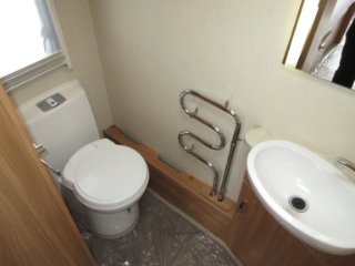 /photos/9493/d02f69fe-e5a1-792f-afe4-9e19b5c2d278_i320x240.jpg